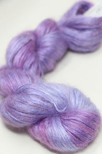 H36 Lovely Lilacs