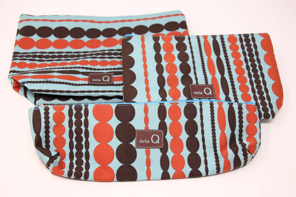 Della Q | Zip Pouches