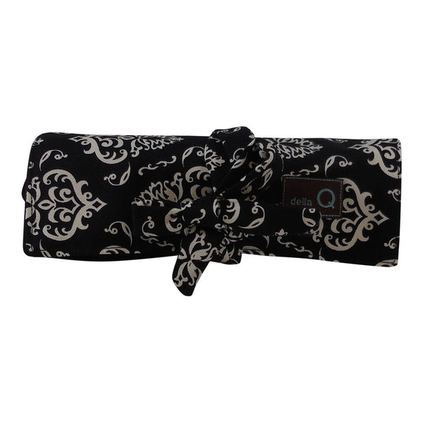 Della Q | Crochet Roll Case (168)