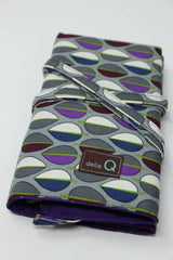 Della Q interchangeable needle case in Summit design, holding multiple knitting needles, compact and stylish storage solution.