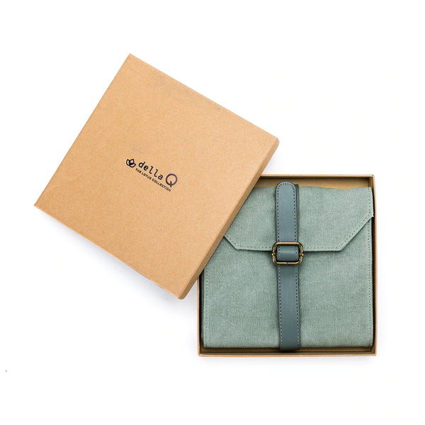 Della Q | Makers Collection | Canvas Needle Case