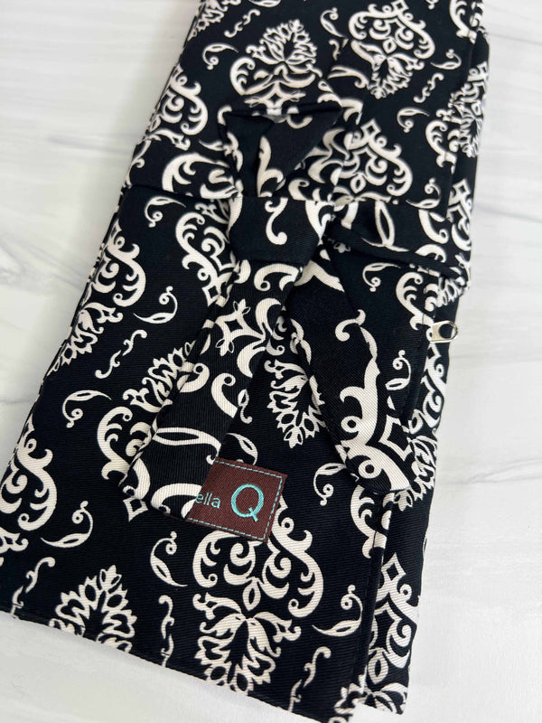 Della Q | Tri Fold Circular Needle Case (1145)