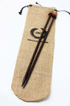 Fabulousyarn ZEN© triangular rosewood knitting needles with single points, ideal for smooth knitting projects.