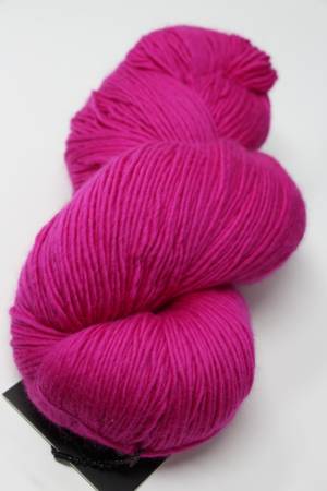 Galler Yarns | WOW Superfine Worsted Merino Wool