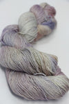 Jade Sapphire Sylph Linen and Cashmere Yarn in Pudding and Pie color, showcasing soft, luxurious cashmere and linen fibers.