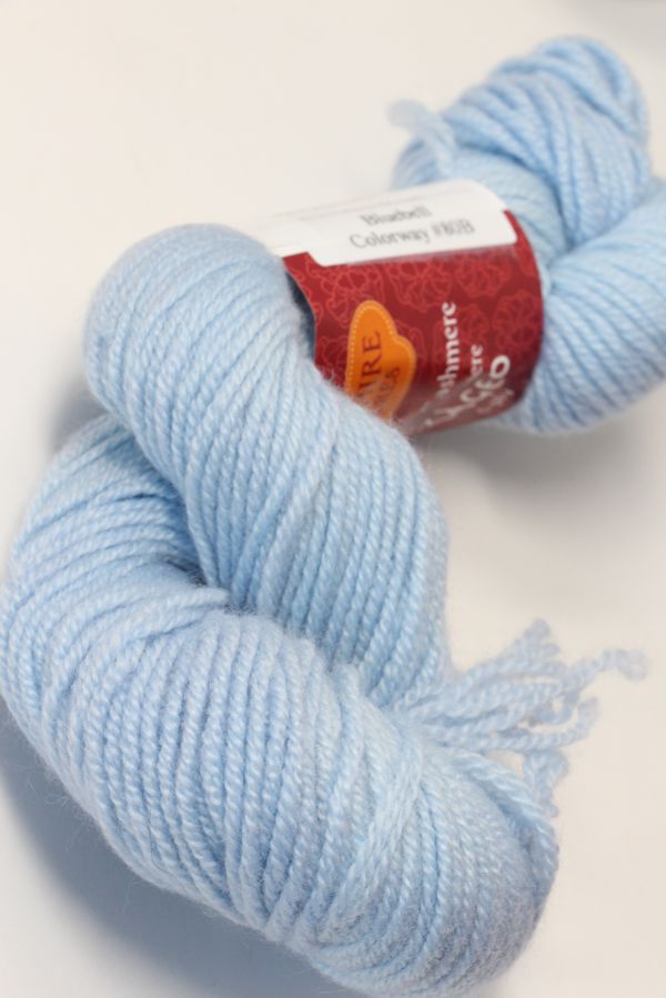 Bluebell-colored Jade Sapphire Zageo 6 Ply Cashmere Yarn, soft and luxurious cashmere fiber for knitting or weaving projects.