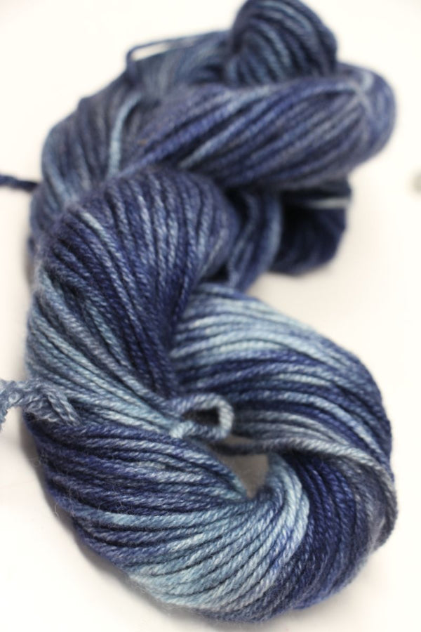 Jade Sapphire Zageo 6 Ply Cashmere Yarn in a soft, natural fiber with a smooth, luxurious texture, ideal for knitting or weaving.