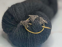Filagree Honeybee Penannular Brooch (PB73)