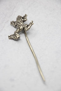 Filigree Tree Frog Shawl Stickpin