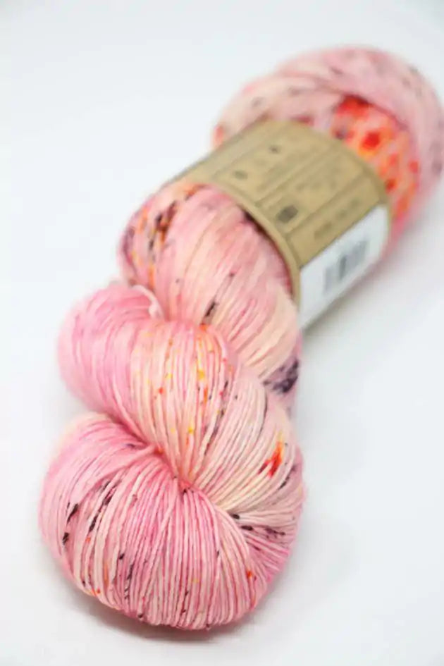 Tosh Merino Light - Multicolor and speckled yarns