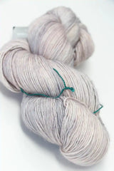 Tosh Merino Light - Multicolor and speckled yarns