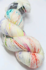 Tosh Merino Light - Multicolor and speckled yarns