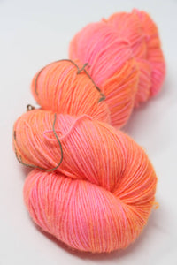 Neon Peach