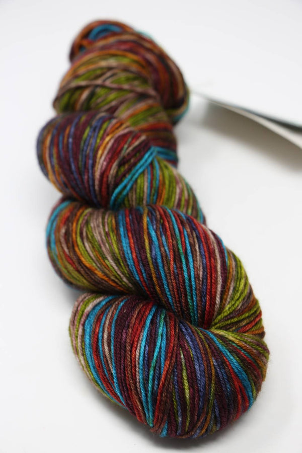 Urth Yarns | Uneek Fingering Yarn